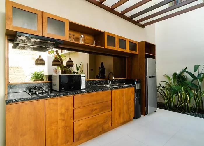 La Rose And Camp Villa Canggu