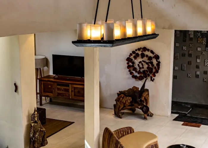 Villa La Rose And Camp Canggu (Bali)
